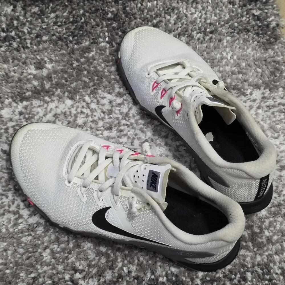 Nike pre owned
